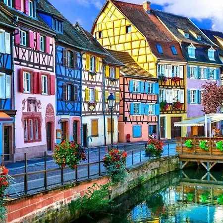 La Petite Venise, *